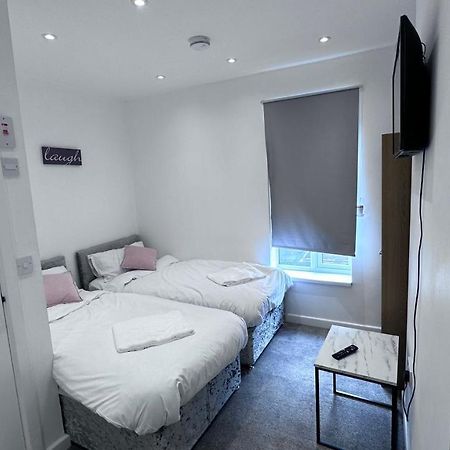 Comfy Diamond Ensuite Room Maidstone With Free Parking And Speedy Wifi 外观 照片
