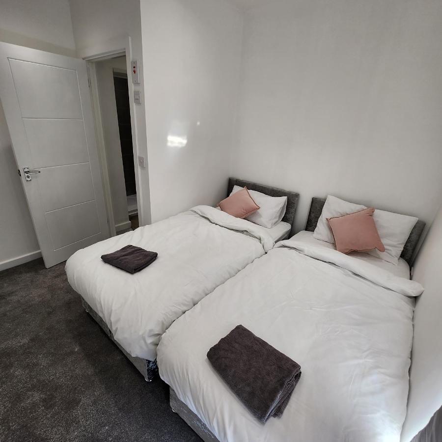 Comfy Diamond Ensuite Room Maidstone With Free Parking And Speedy Wifi 外观 照片